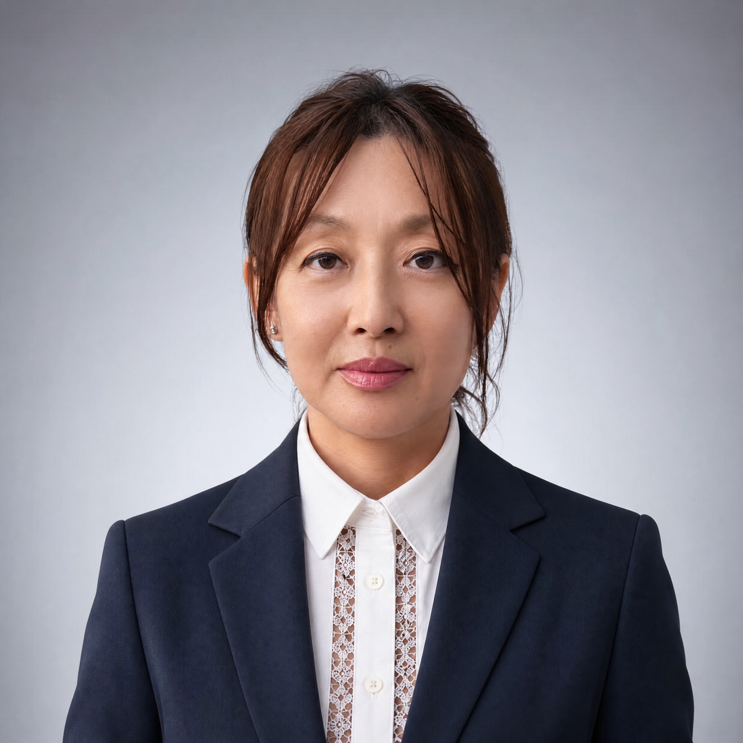 Vivian Wang — Founder & CEO